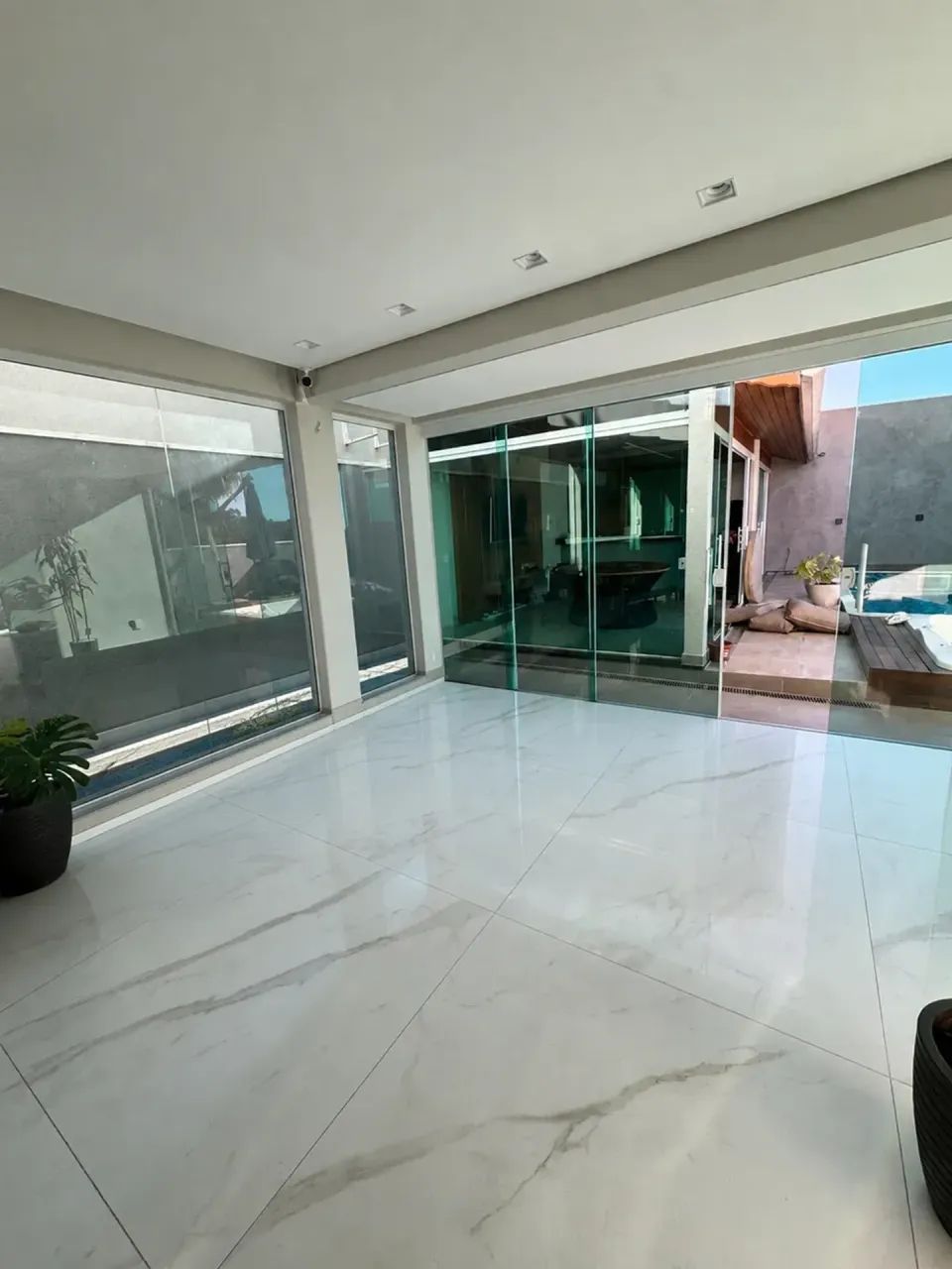Sobrado para aluguel com 300 metros quadrados com 3 quartos - Foto 2