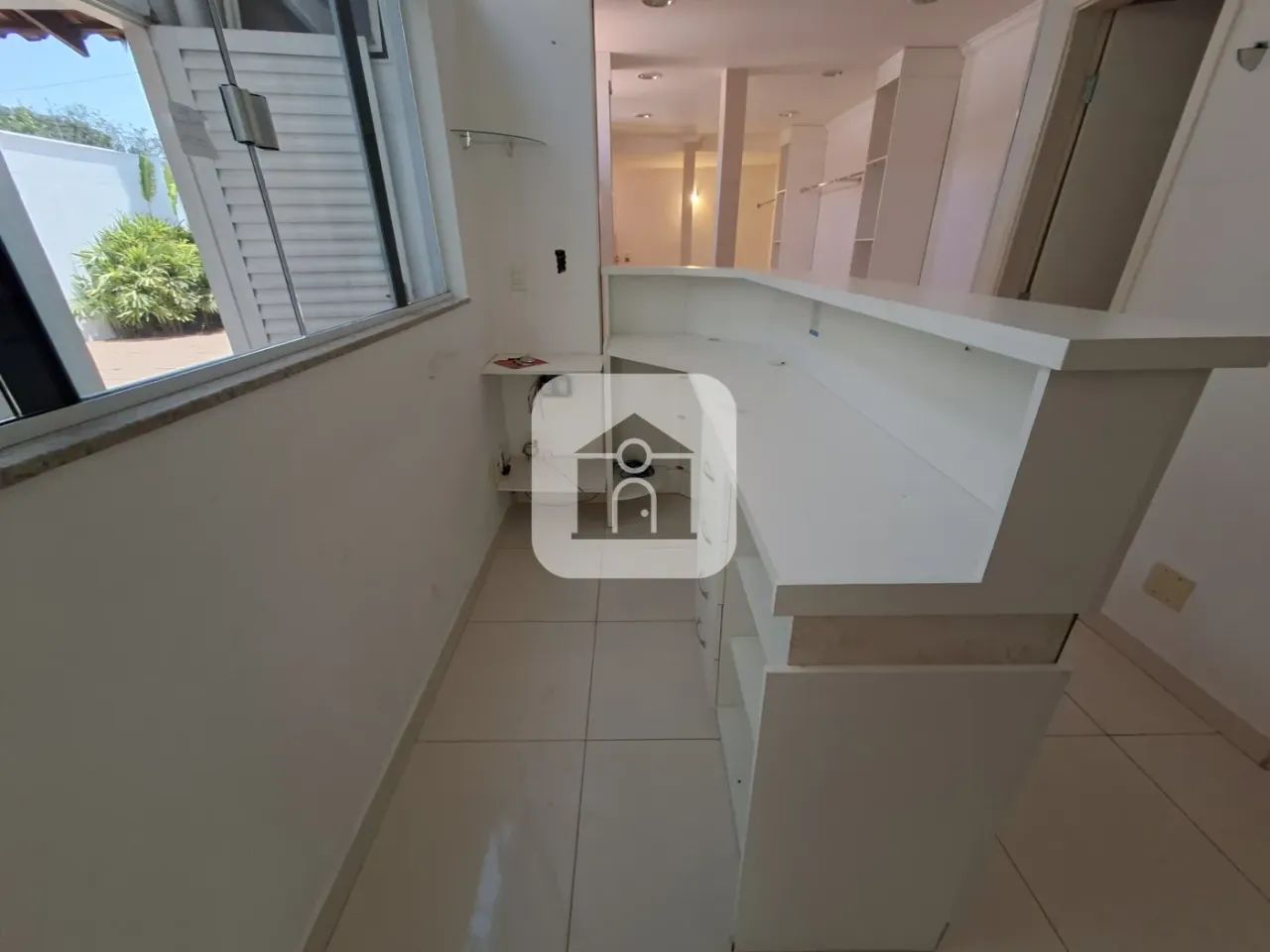 Comercial para locação no bairro Jardim Karaiba - Foto 4