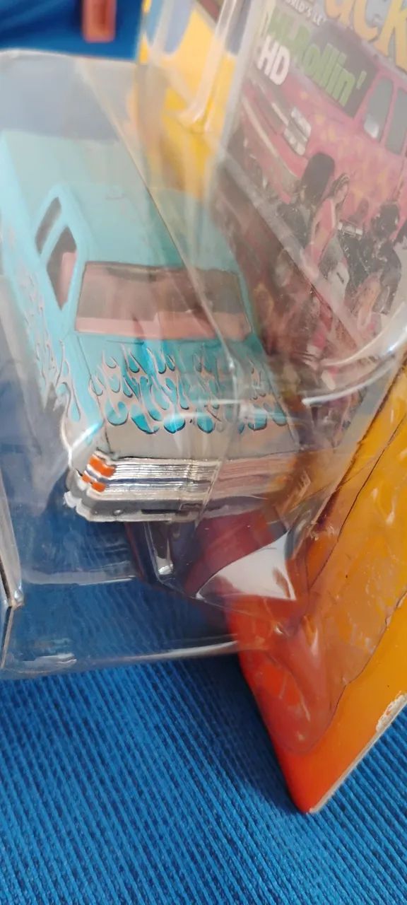 Muscle Machines Chevy Silverado 1/64 - Foto 3