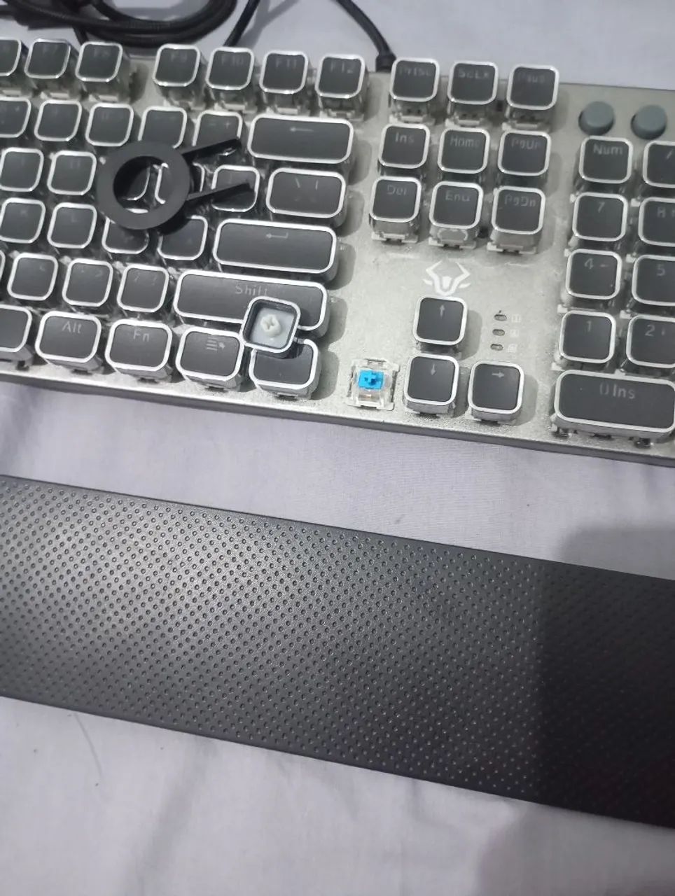 Teclado mecânico 100%453825609724088321