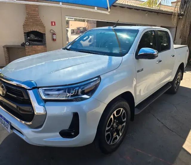 Toyota Hilux CD SRX 4X4 2.8 TDI 16V Diesel Aut. 2022