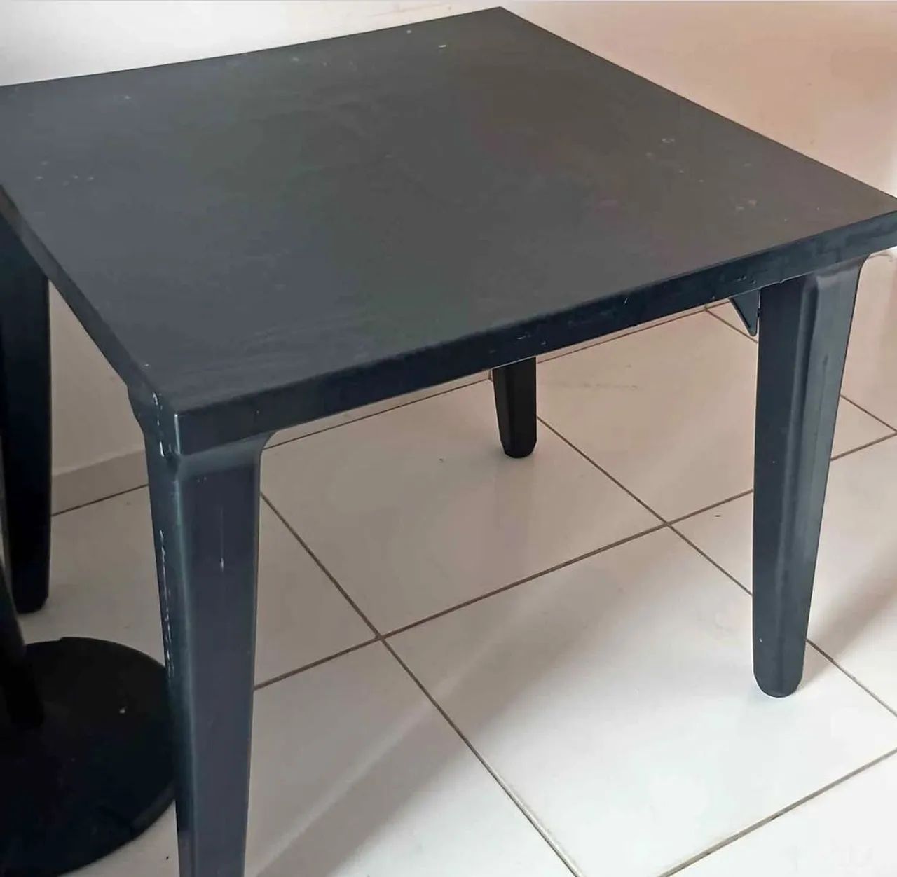 Mesa plástica desmontavel 1.20x80 - Foto 2