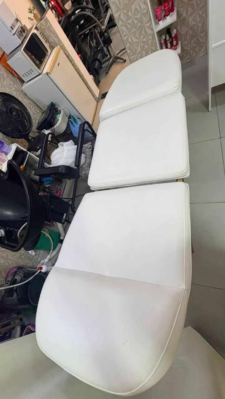 Estou vendendo essa maca sem marca de uso 