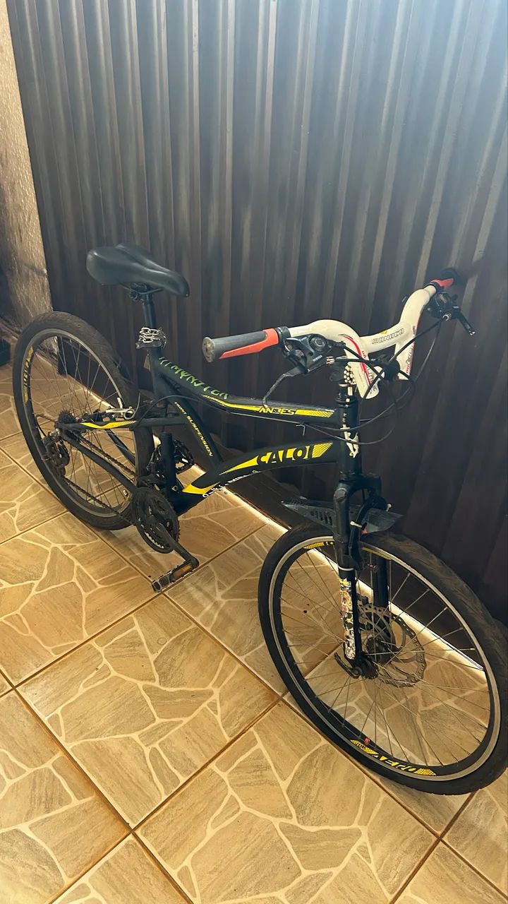 Bike montadinha SEMI NOVA  - Foto 4