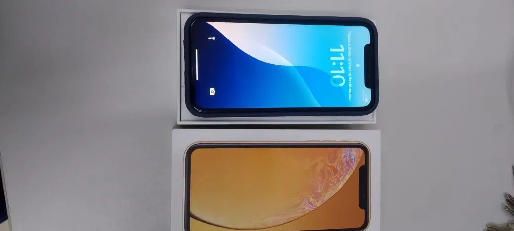 iPhone xr semi novo