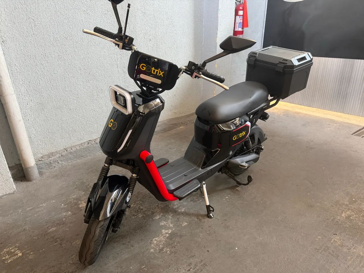 Scooter elétrica GOTRiX N15 zero ! 