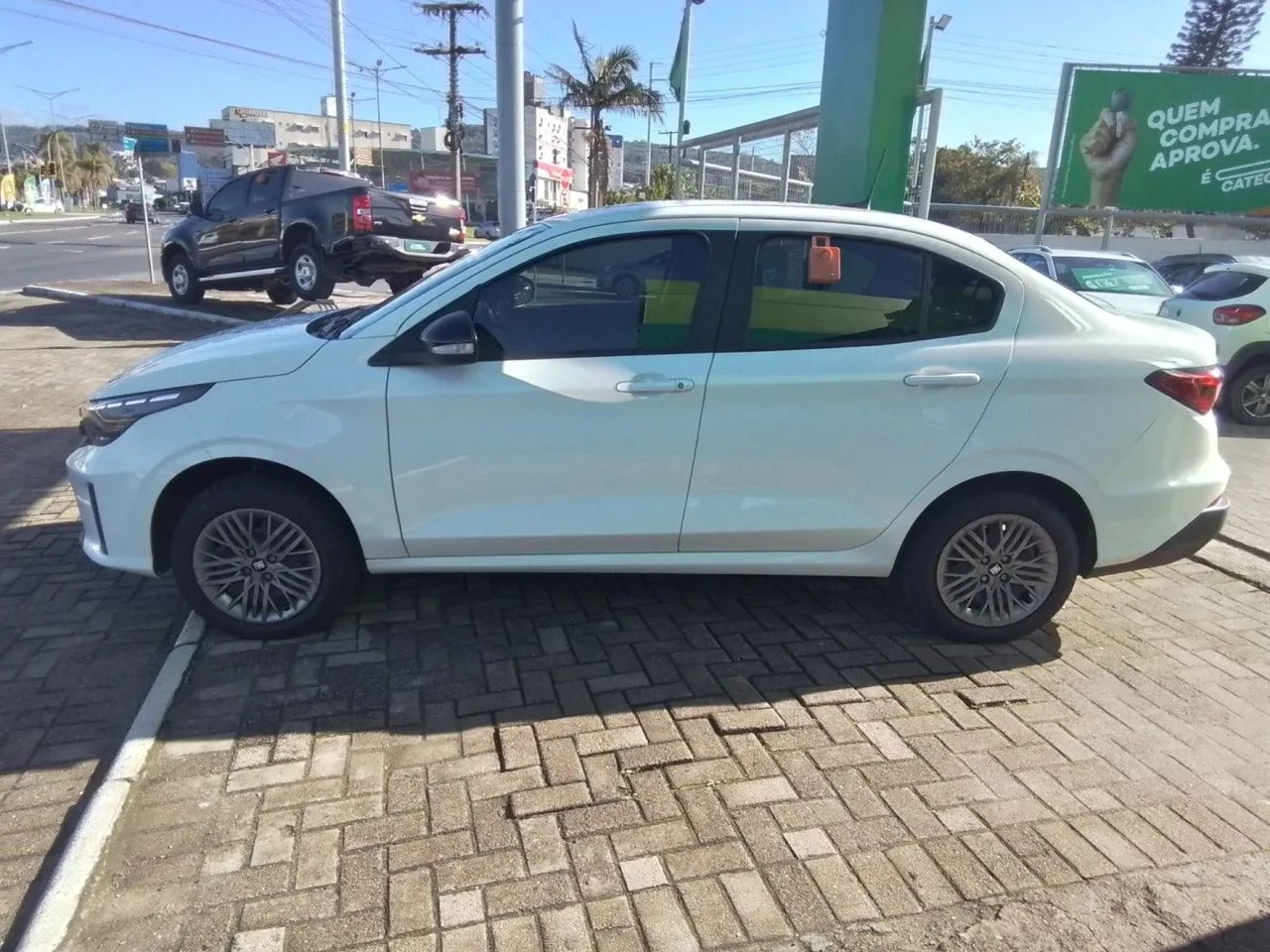 Fiat Cronos Precision 1.3 16V Flex Aut. 2026 - Foto 2