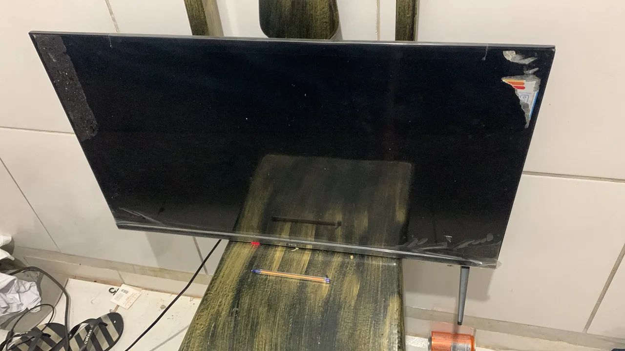 Vendo smart Tv, 32 polegadas/ não entrego/ marca HQ