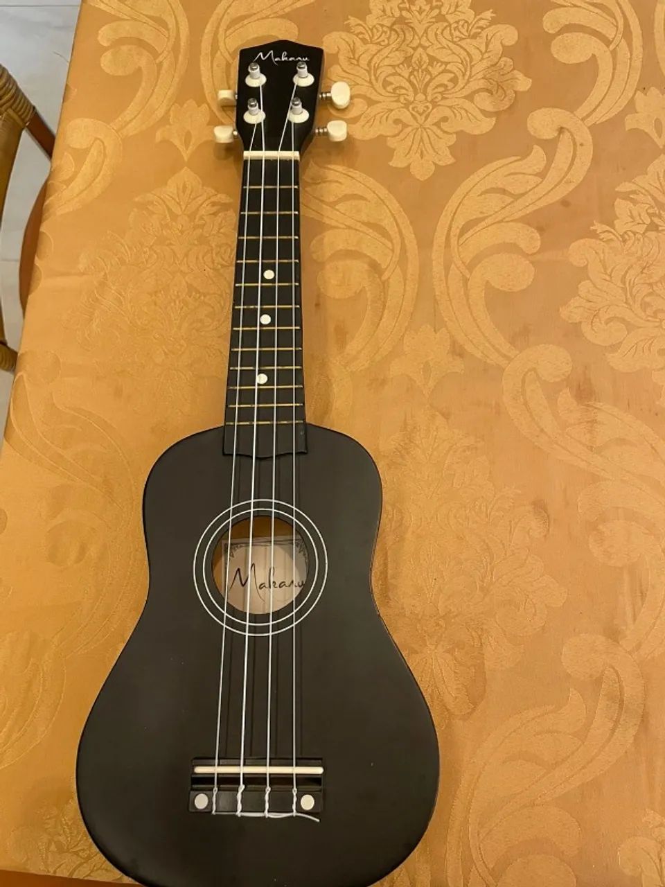 ukulele