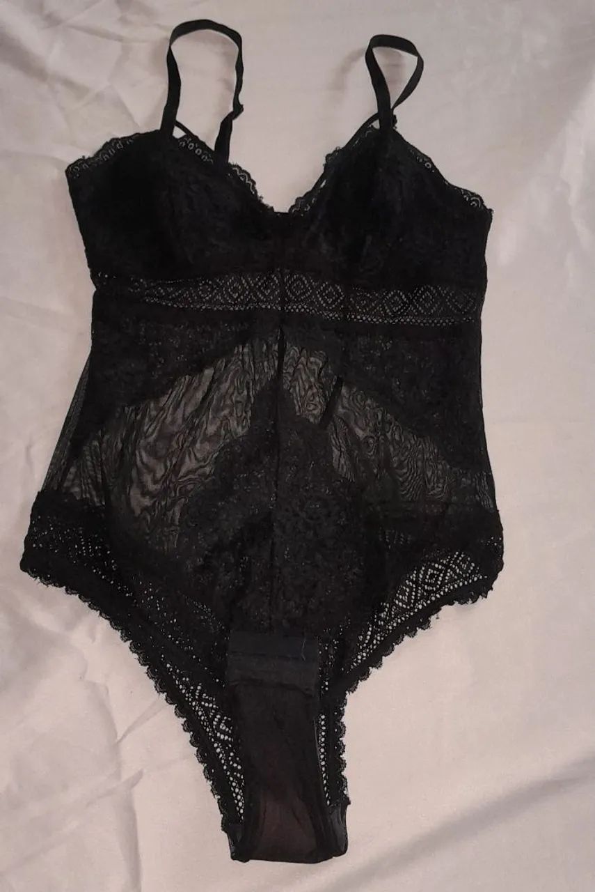 body de renda preto p - Foto 2