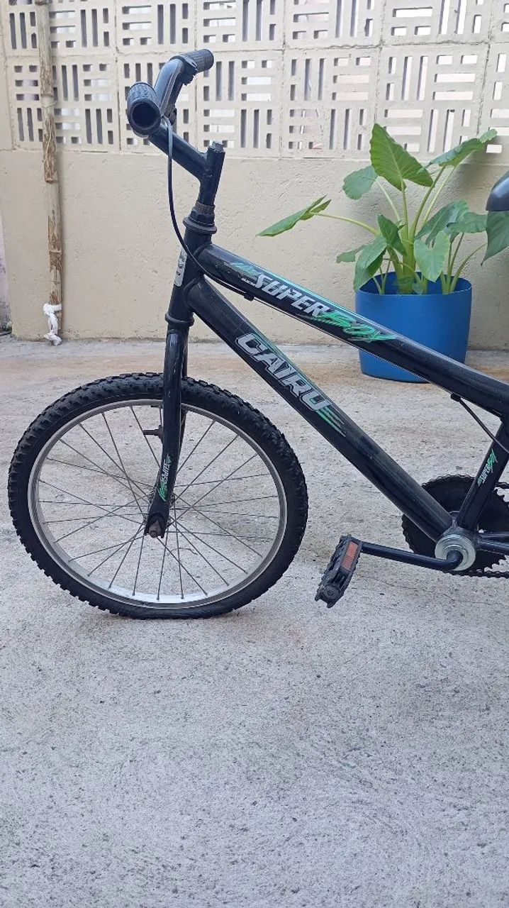 Bicicleta infantil aro 20 - Foto 4