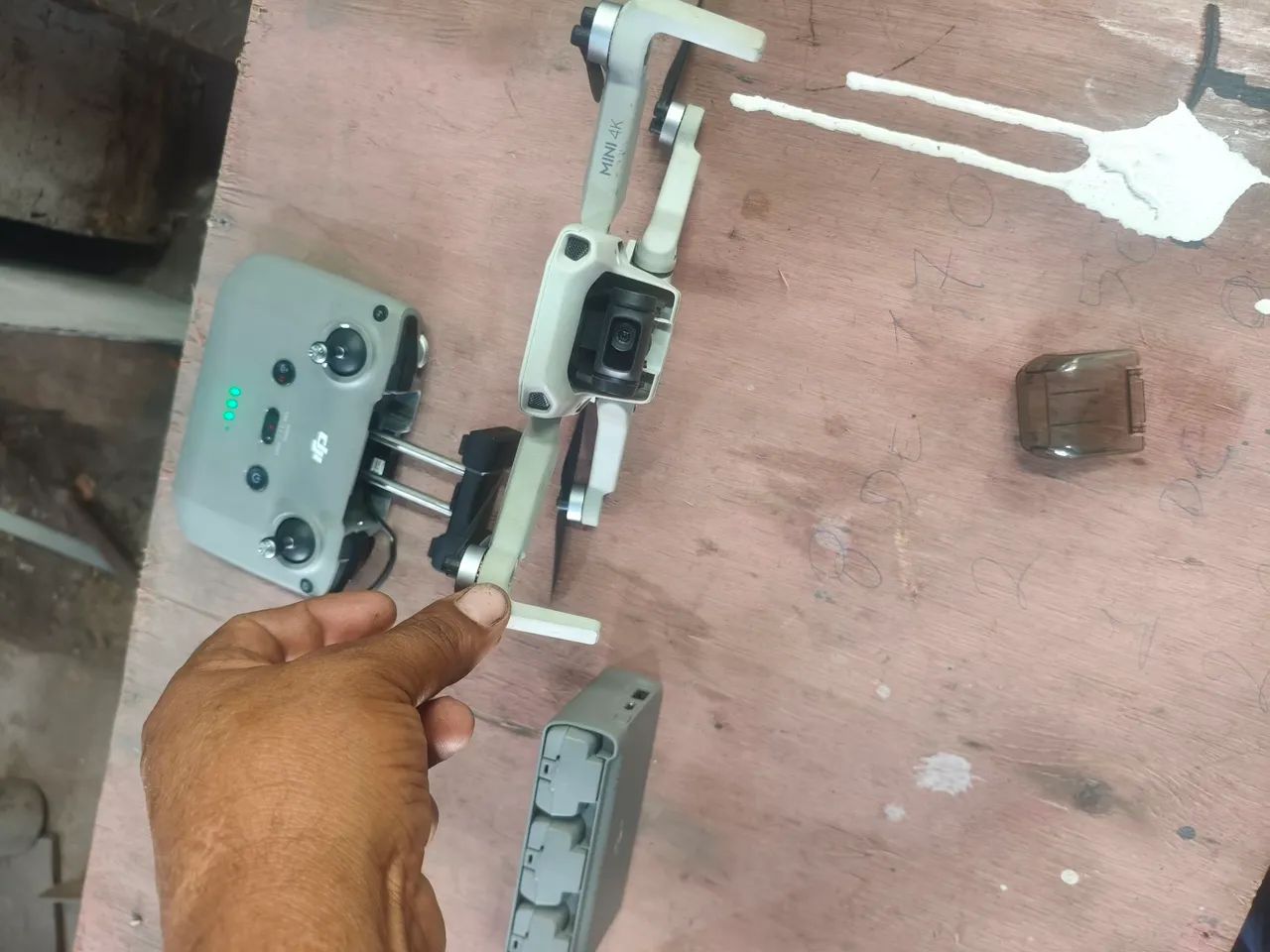 Vendo drone Dji Mine 3  valor 1.500 - Foto 4