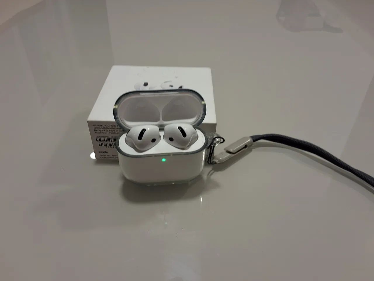 Apple AirPods 4 Sem ANC (com 9 meses garantia Apple) - Fones de