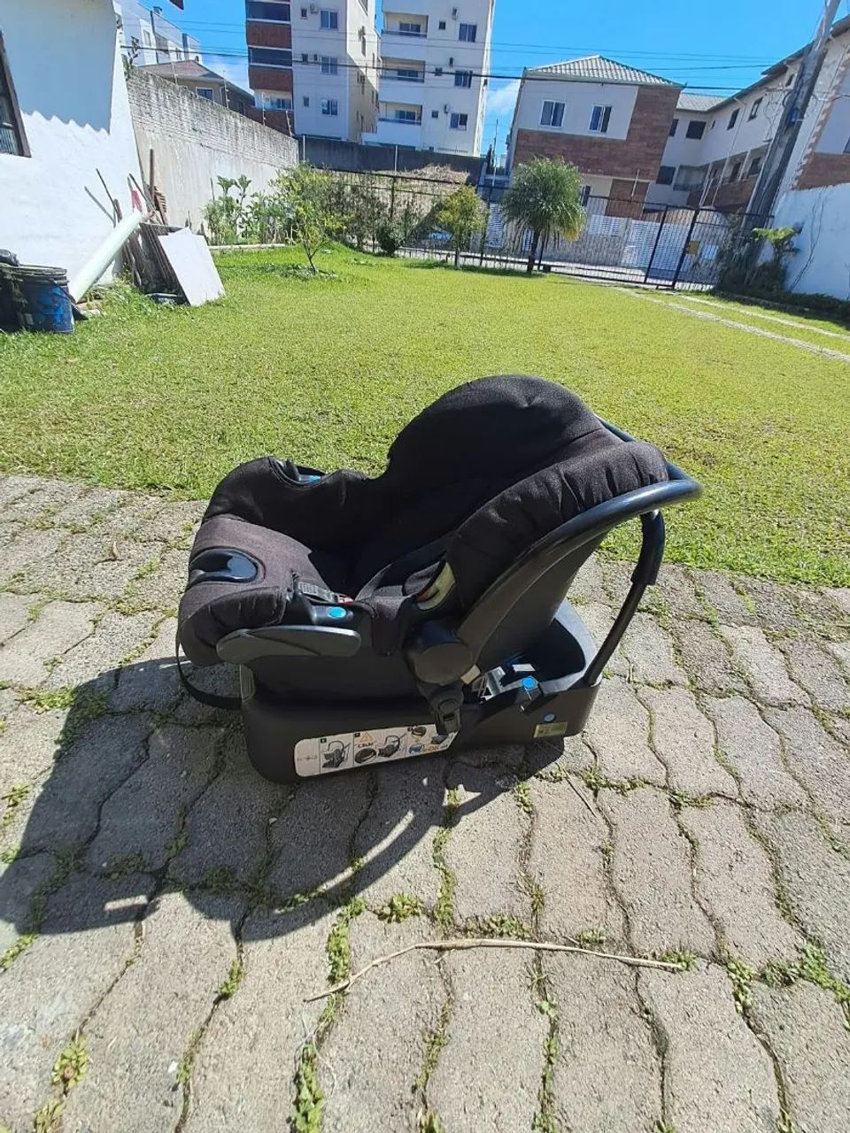 Carrinho bebê Safety, com Moisés e bebê conforto - Foto 4