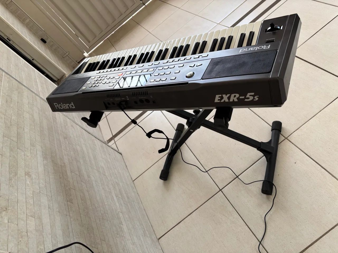 Teclado Roland EXR5s - Foto 4