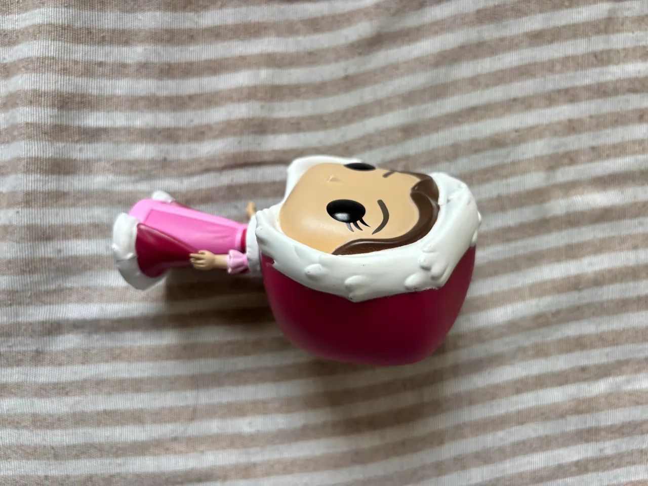 Funko pop - Bela (238) - Foto 2