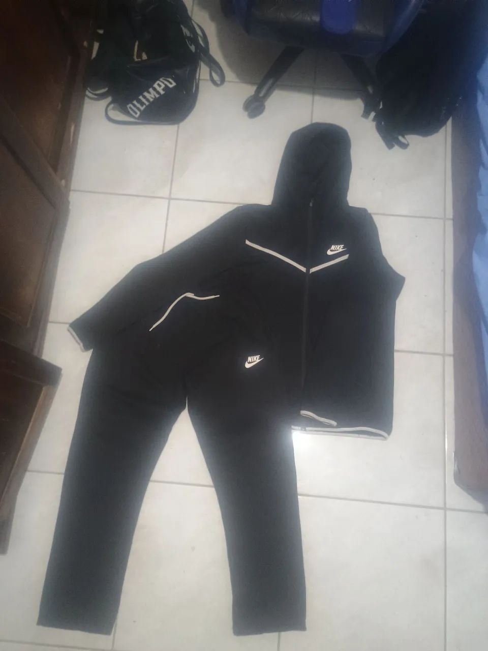 Kit Nike Tech Preta 