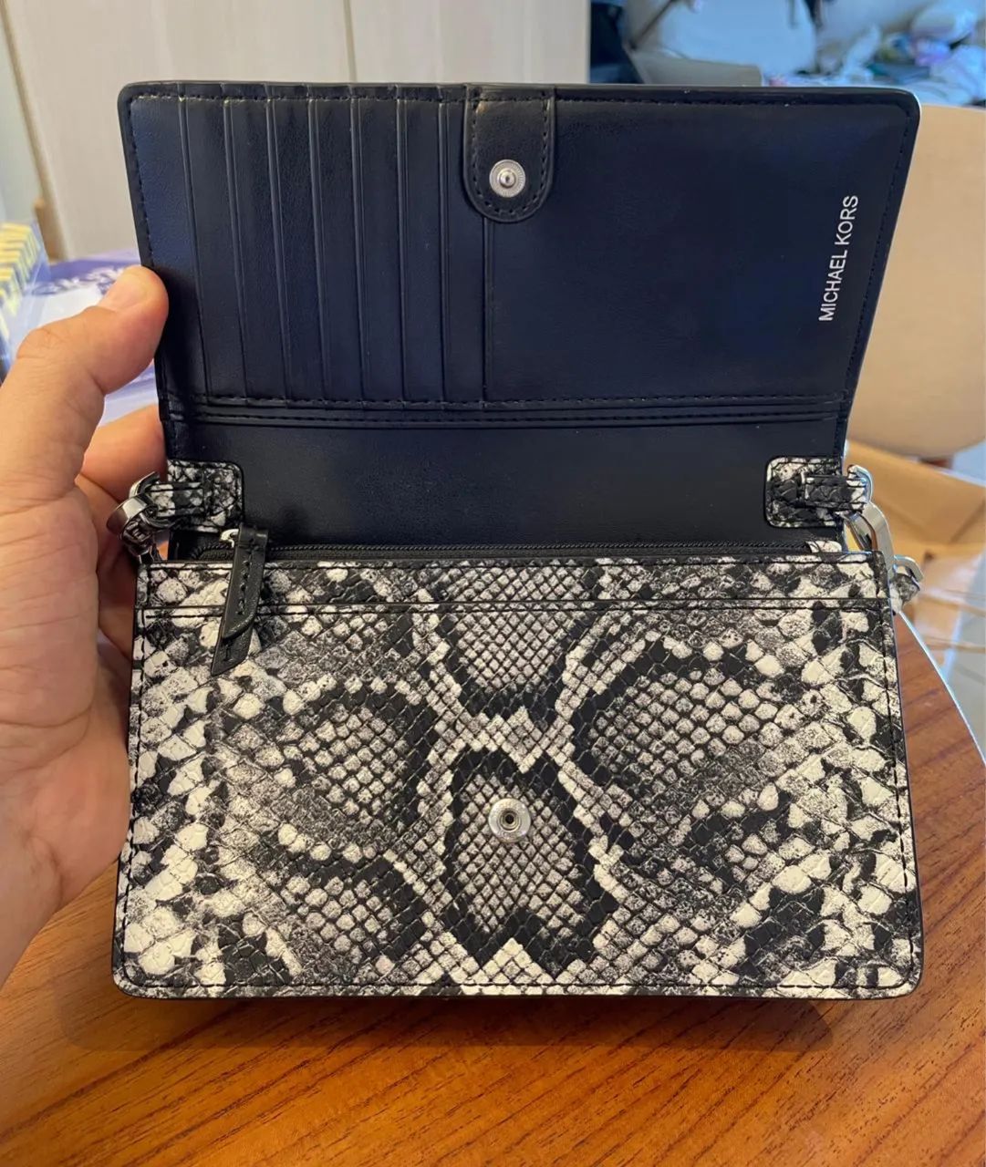 Bolsa original Michael Kors! Nunca usada!  - Foto 4