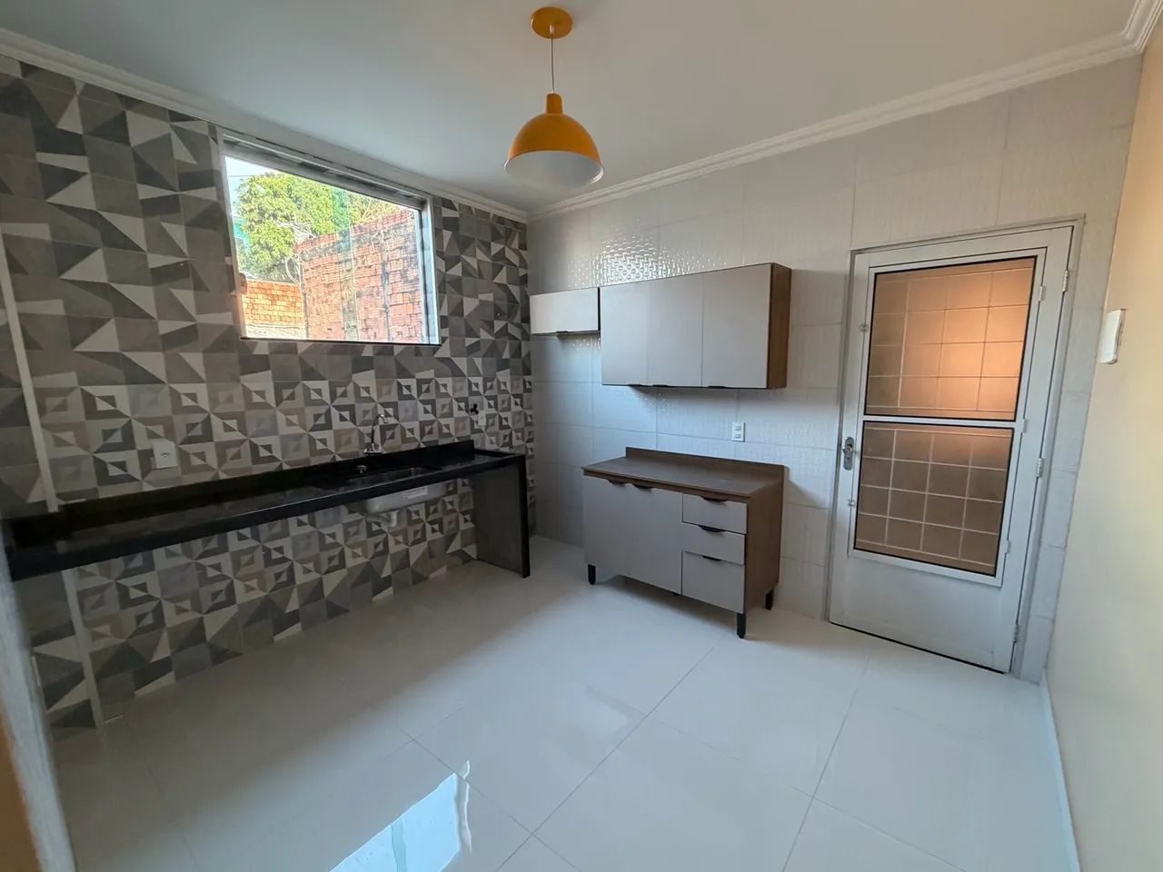 Aluga-se Apartamento