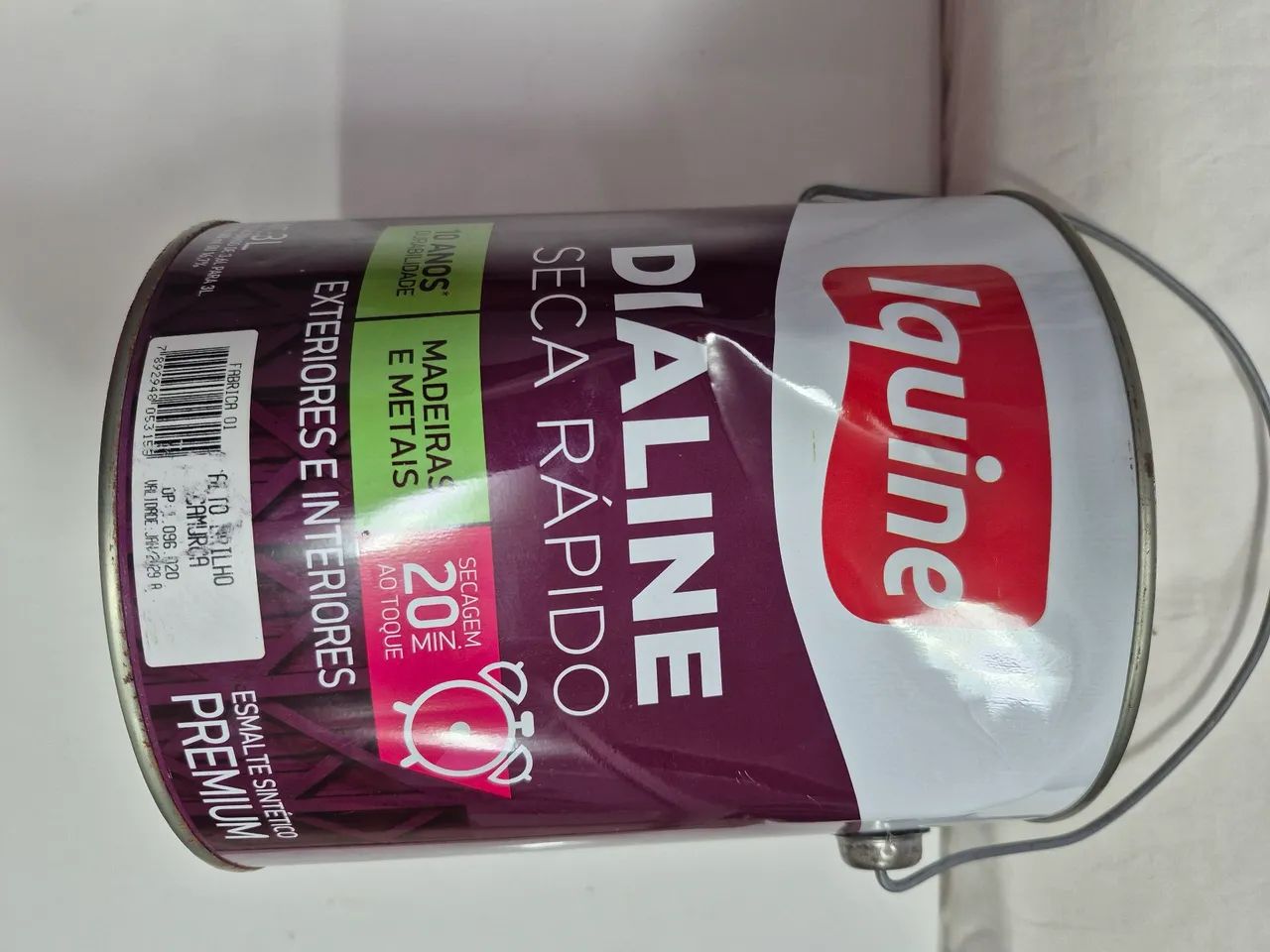 VENDE-SE 2 (DUAS) LATAS DE TINTA IQUINE LACRADAS. - Foto 5
