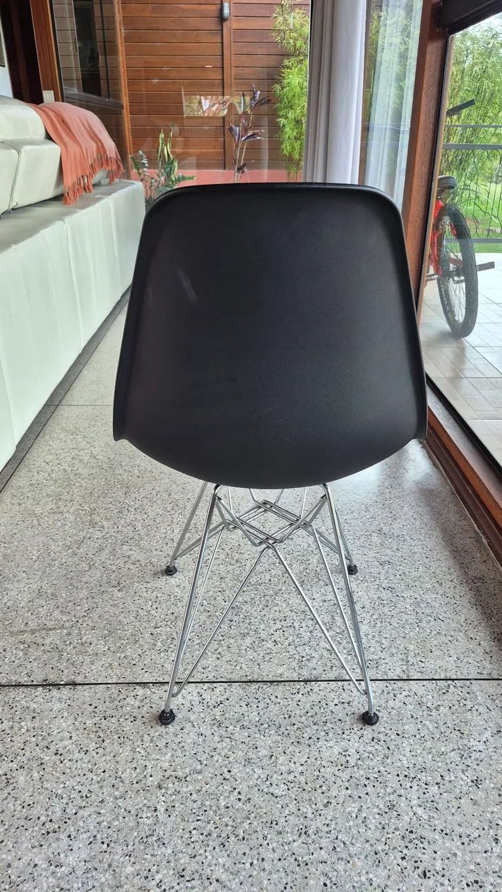 Jogo de 4 Cadeiras Estilo Charles Eames Eiffel Pretas  - Foto 3