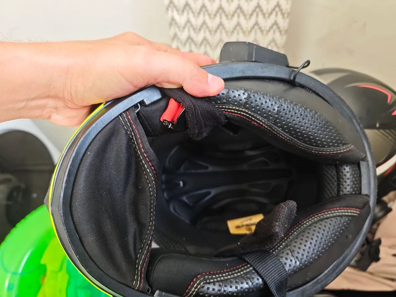 Capacete Bieffe n 60 com Bluetooth e microfone integrado R$ 530,00 - Foto 5