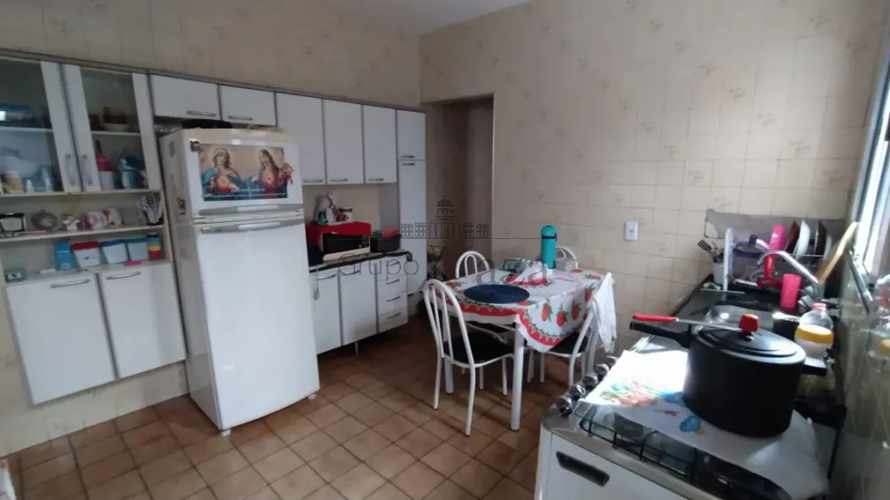 Oportunidade - Casa com Edícula - Vila Tesouro - 3 Dormitórios - 130m². - Foto 3