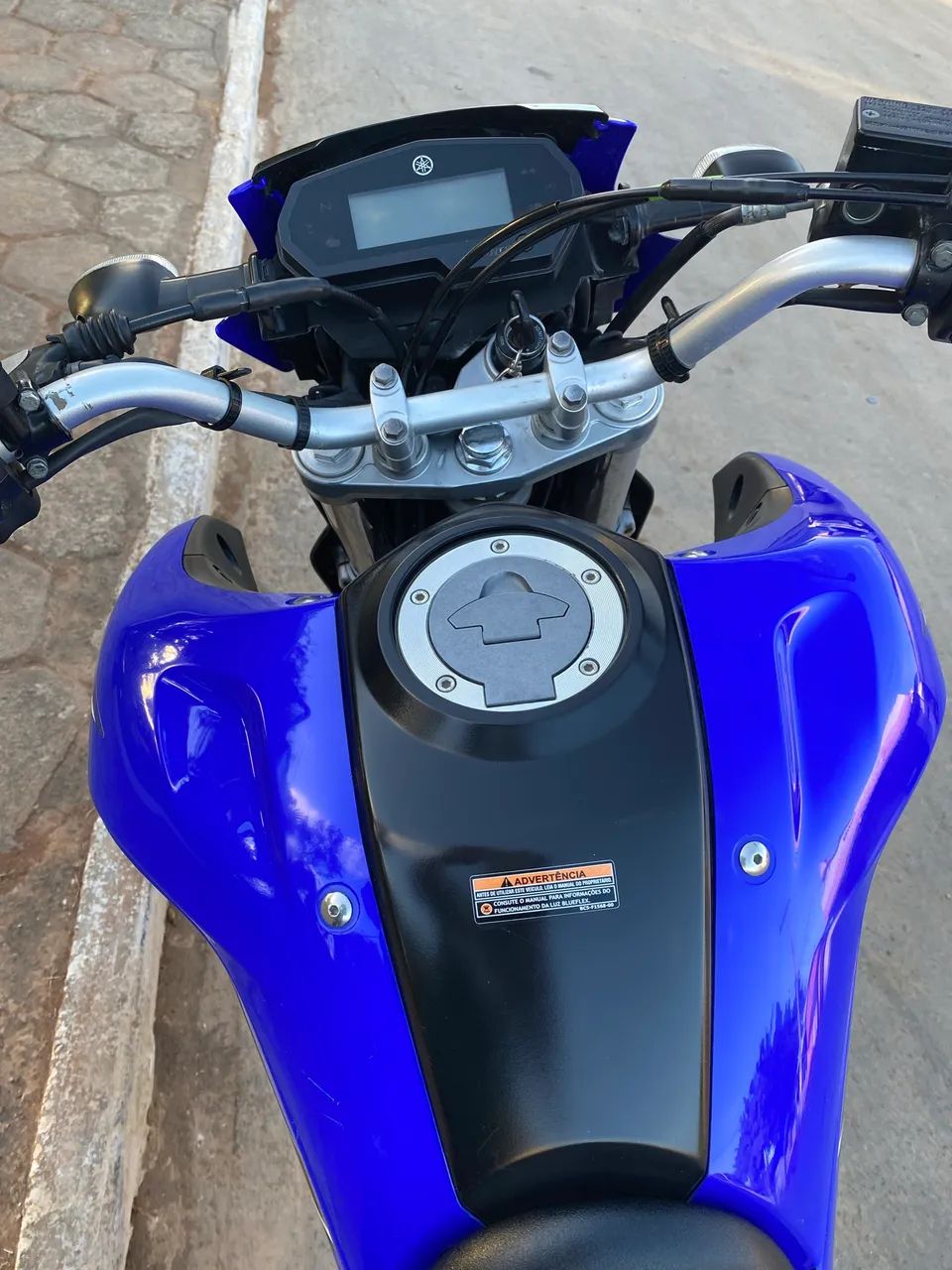 XTZ Lander 250 - Foto 2