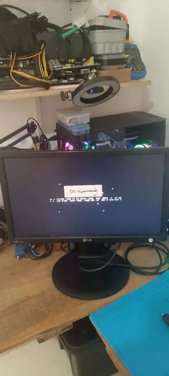 Monitor LG ( 19EB13 ) - Foto 4