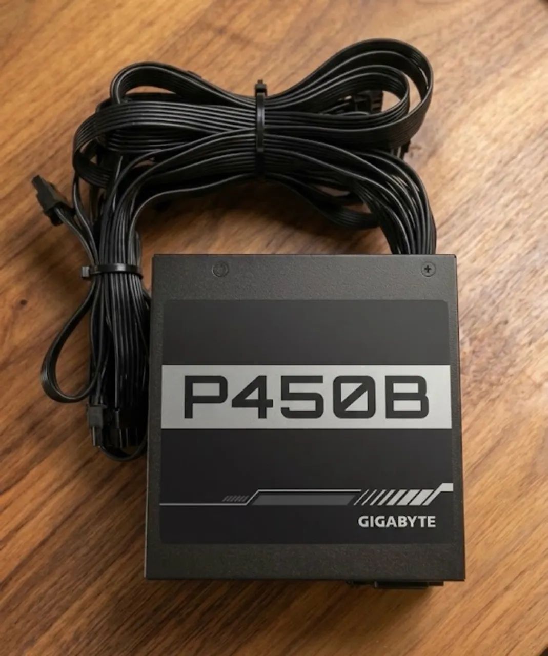Fonte Gigabyte P450B de 450w 80 Plus Bronze