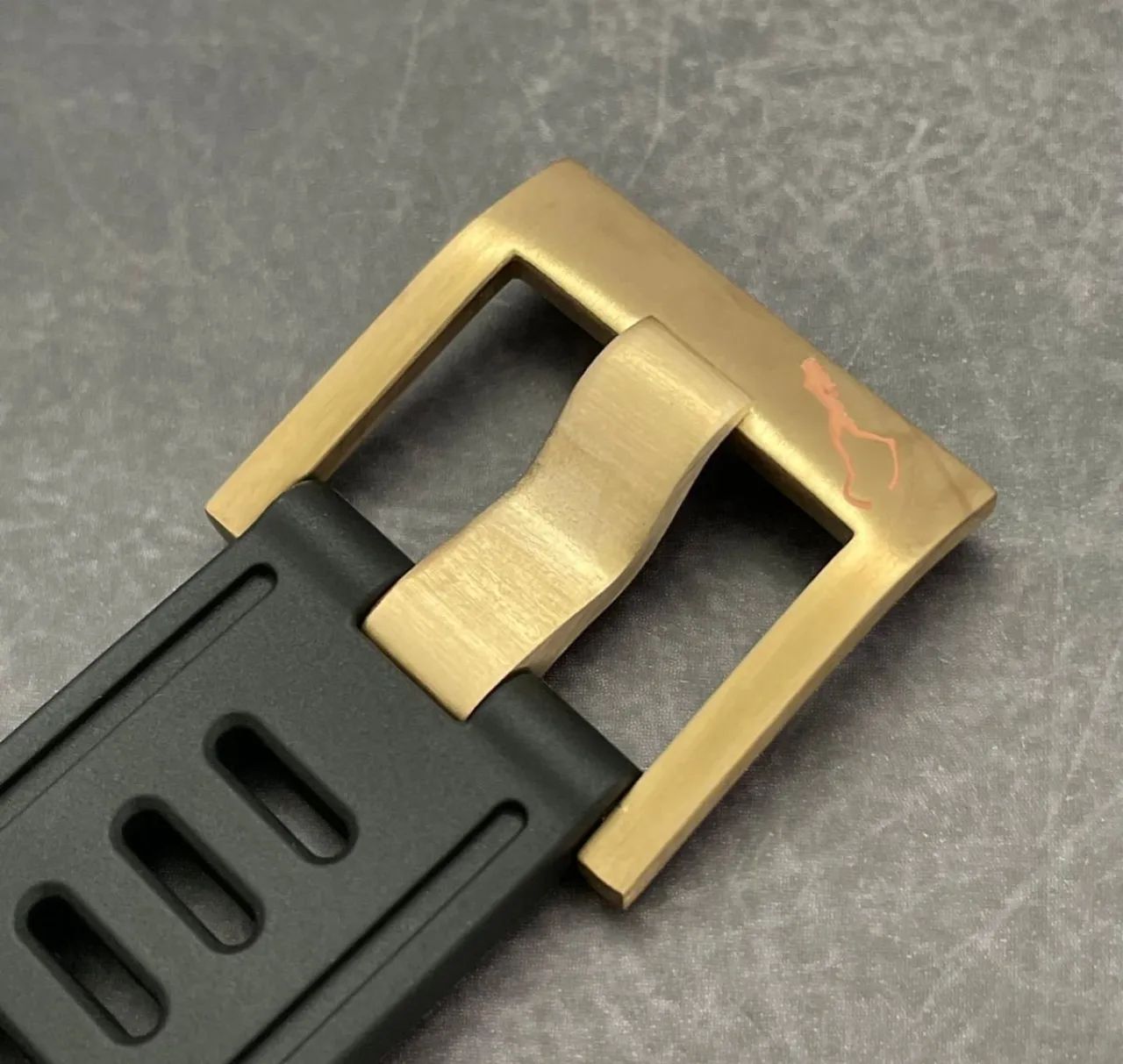 Relógio maranez brass automático n Helson doxa bronze   - Foto 3