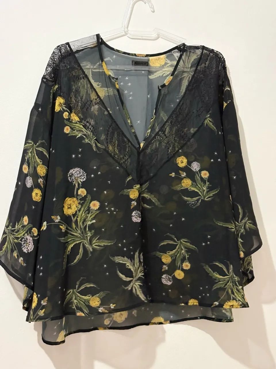 Blusas Diversas Brechó Artesanas - Foto 2