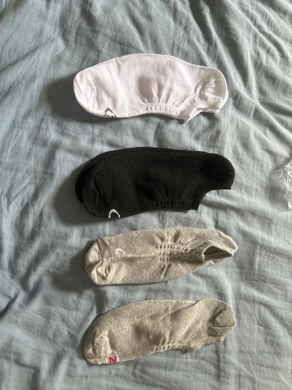 Kit com 3 pares de meia branca, preta e cinza 39 ao 42