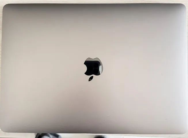 Apple Macbook Air M1 256gb 2021 8gb ram. Bateria 84% - sem marcas