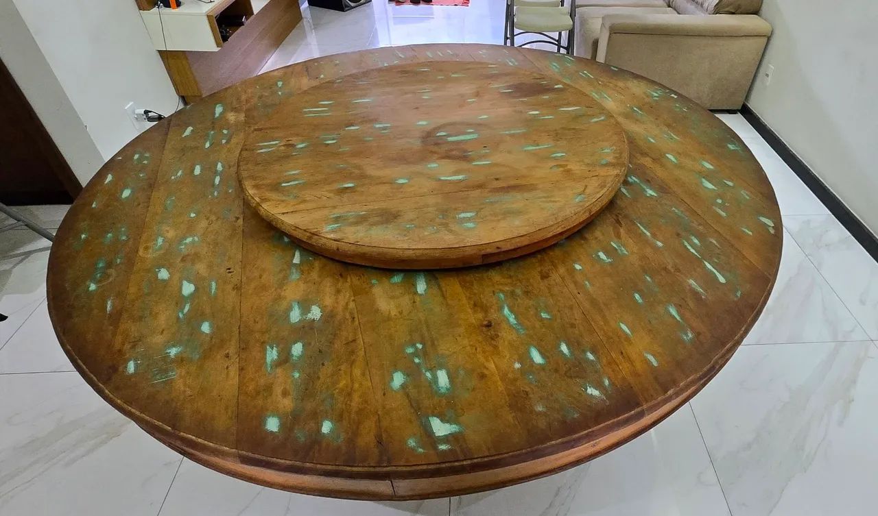 Mesa em Madeira de Demolição
