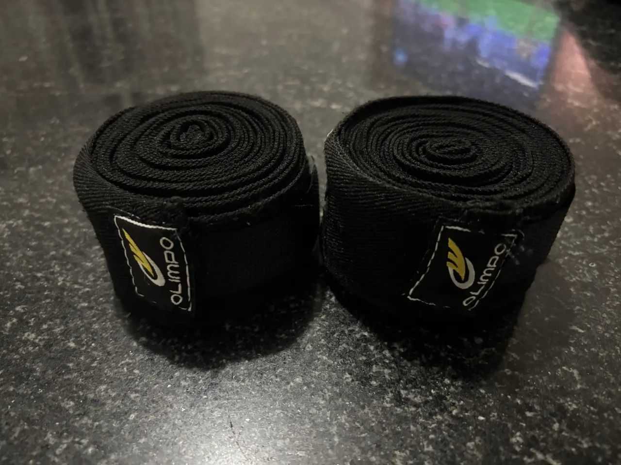 Luva e caneleira de box, kickboxing acompanha faixa de 5m  - Foto 4