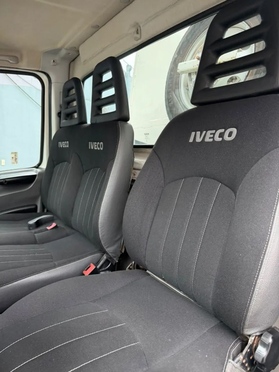 IVECO DAILY 70C17 CAÇAMBA 2014 - Foto 5