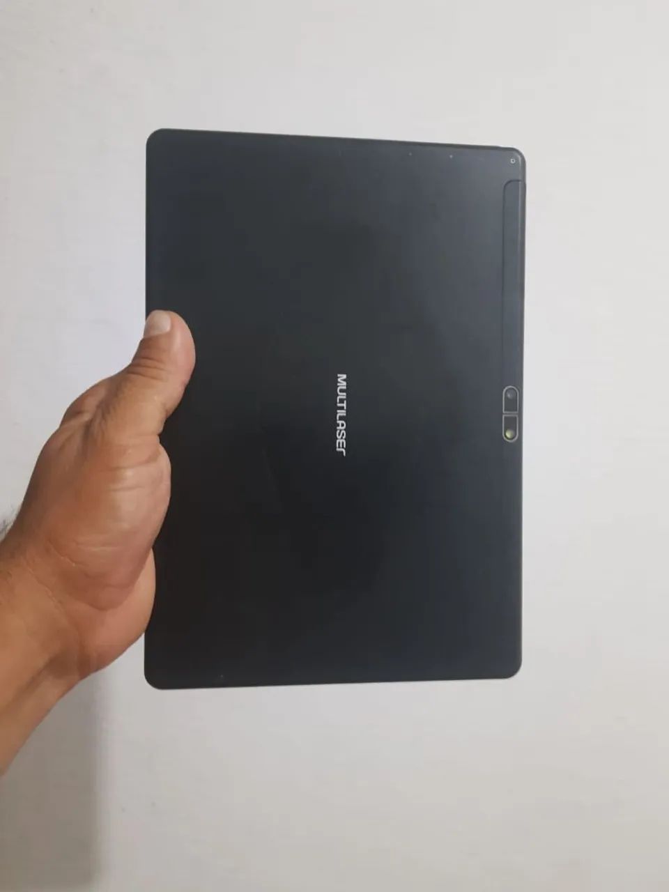 Tablet grandão 32 gigas + capa - Foto 4