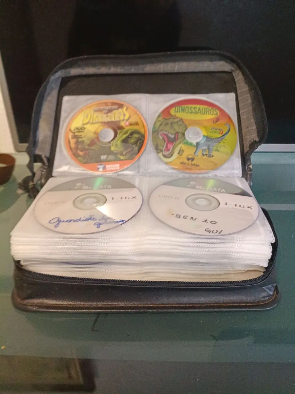 Estojo com 100 DVDs desenho infantil - Foto 2
