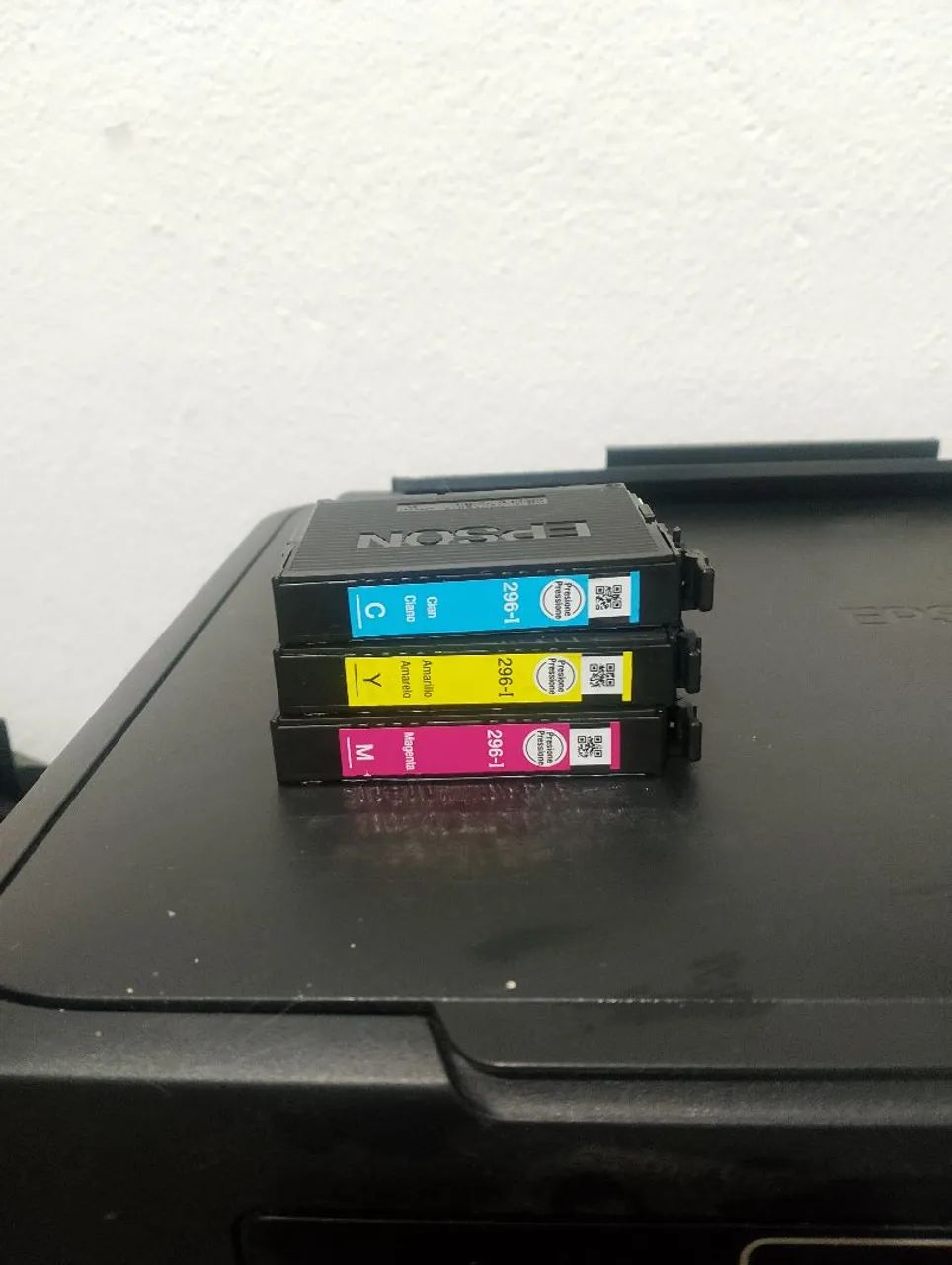 Impressora Multifuncional Epson XP-231 + 3 Cartuchos 