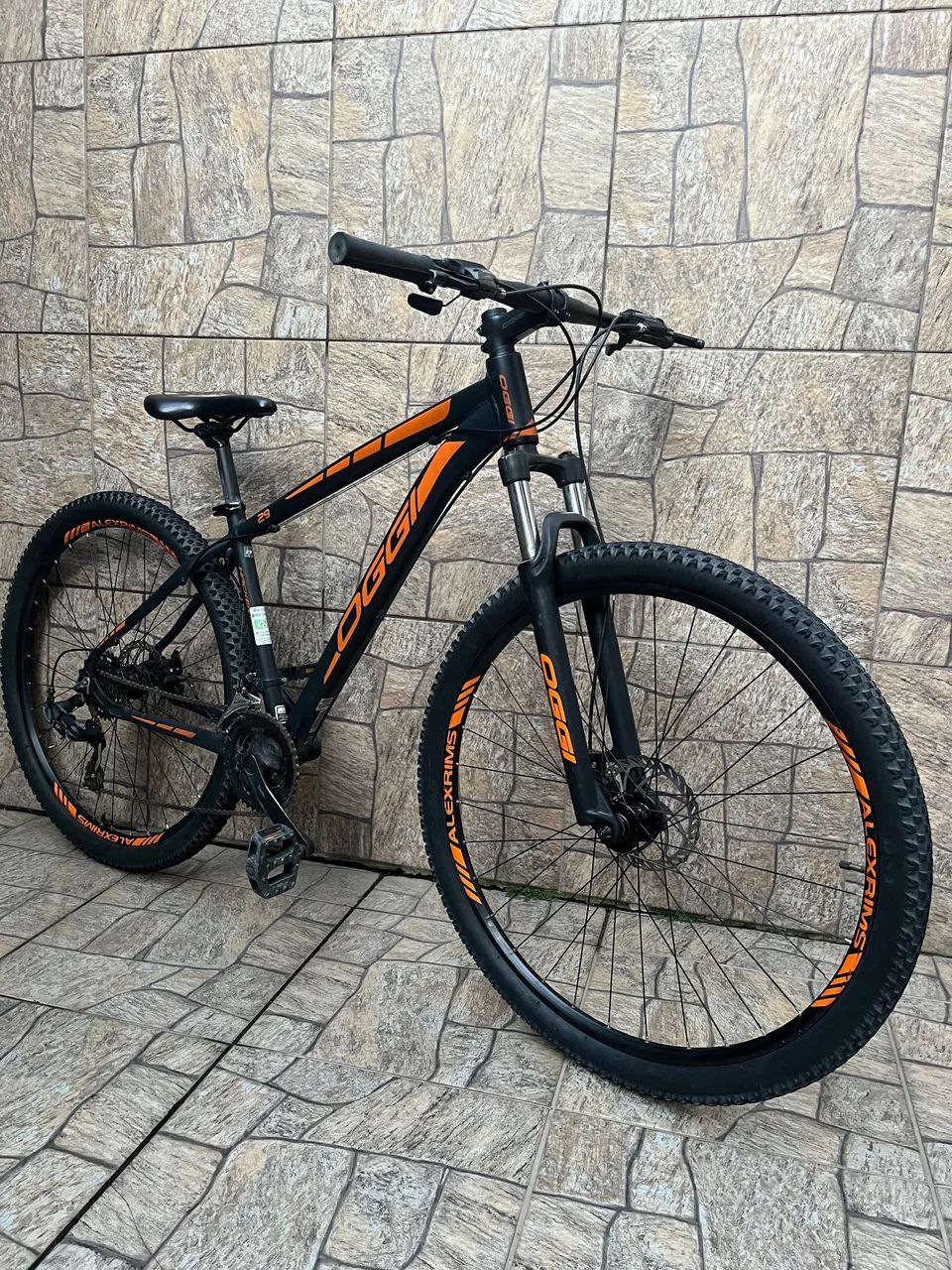 Bicicleta Oggi Hacker Sport 