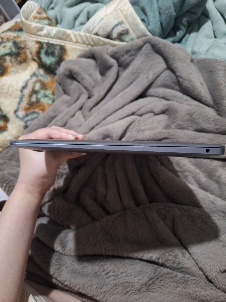MACBOOK AIR M1 TELA QUEBRADA - Foto 4