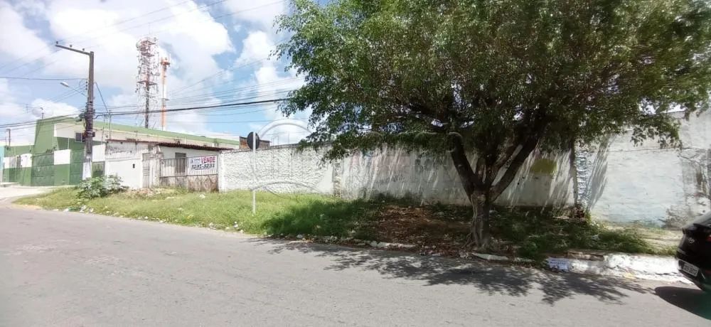Terreno em rua pública, no Bairro América. (Vizinho a empresa Limpa fossa Moderna) - Foto 3