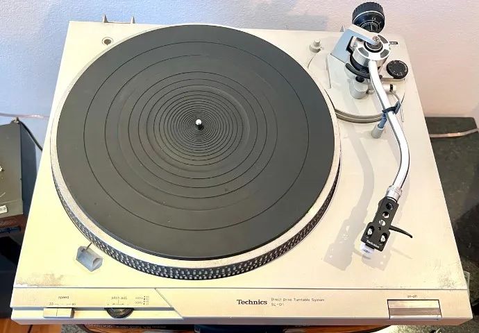 Toca Discos Technics SL-D1 - Direct Drive - Funcionando 100% - Foto 2