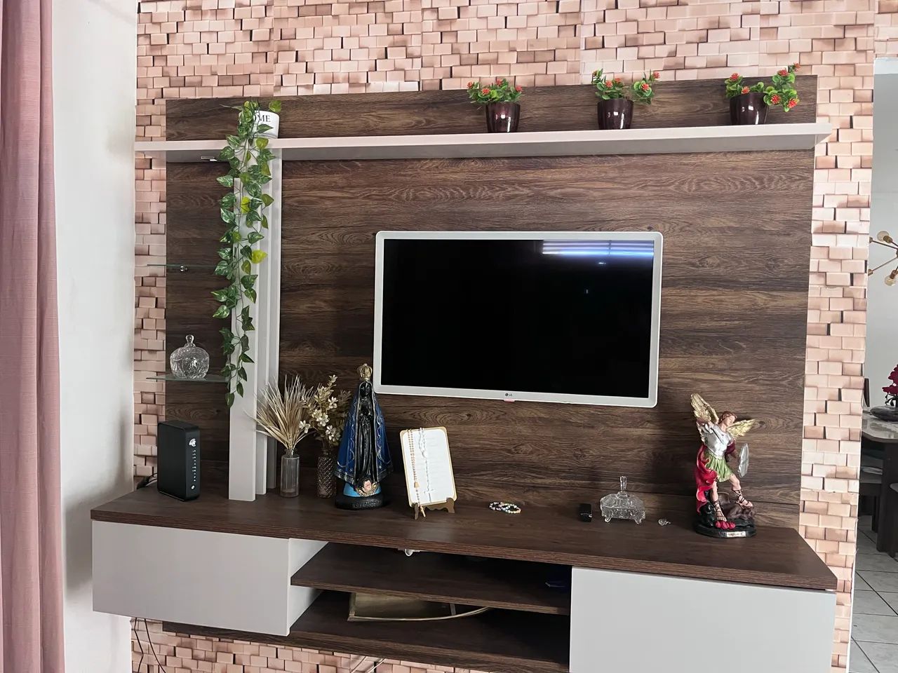 Painel para TVs 75 polegadas 