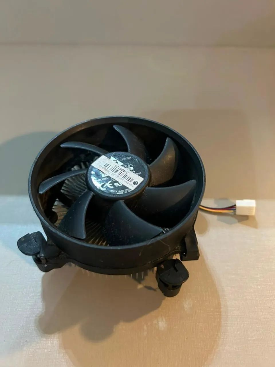 Cooler para Processador Intel (Delta Electronics) - Conector 4 Pinos - Foto 3