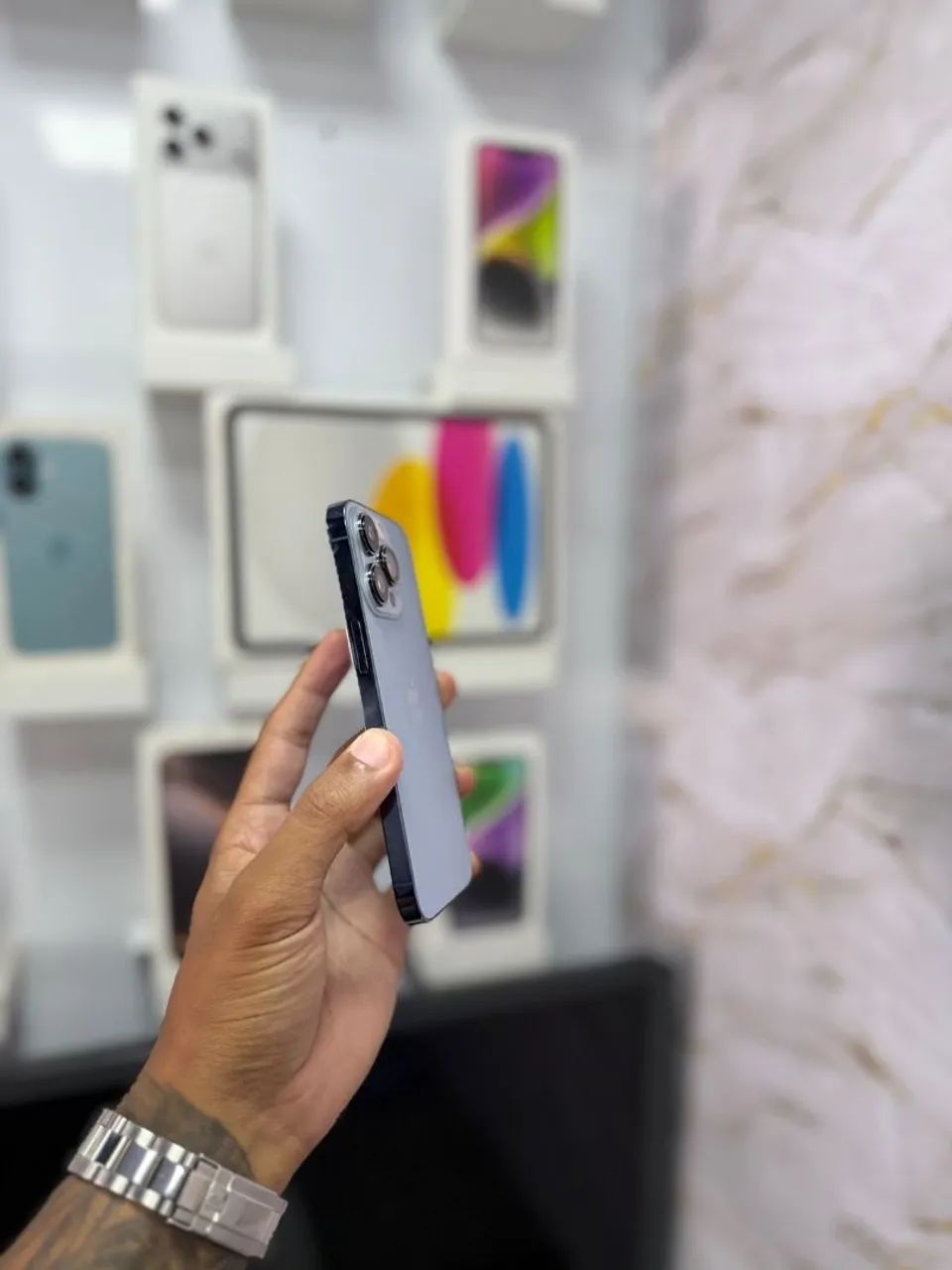 IPHONE 13 PRO 127GB TELA NOVA - Foto 2
