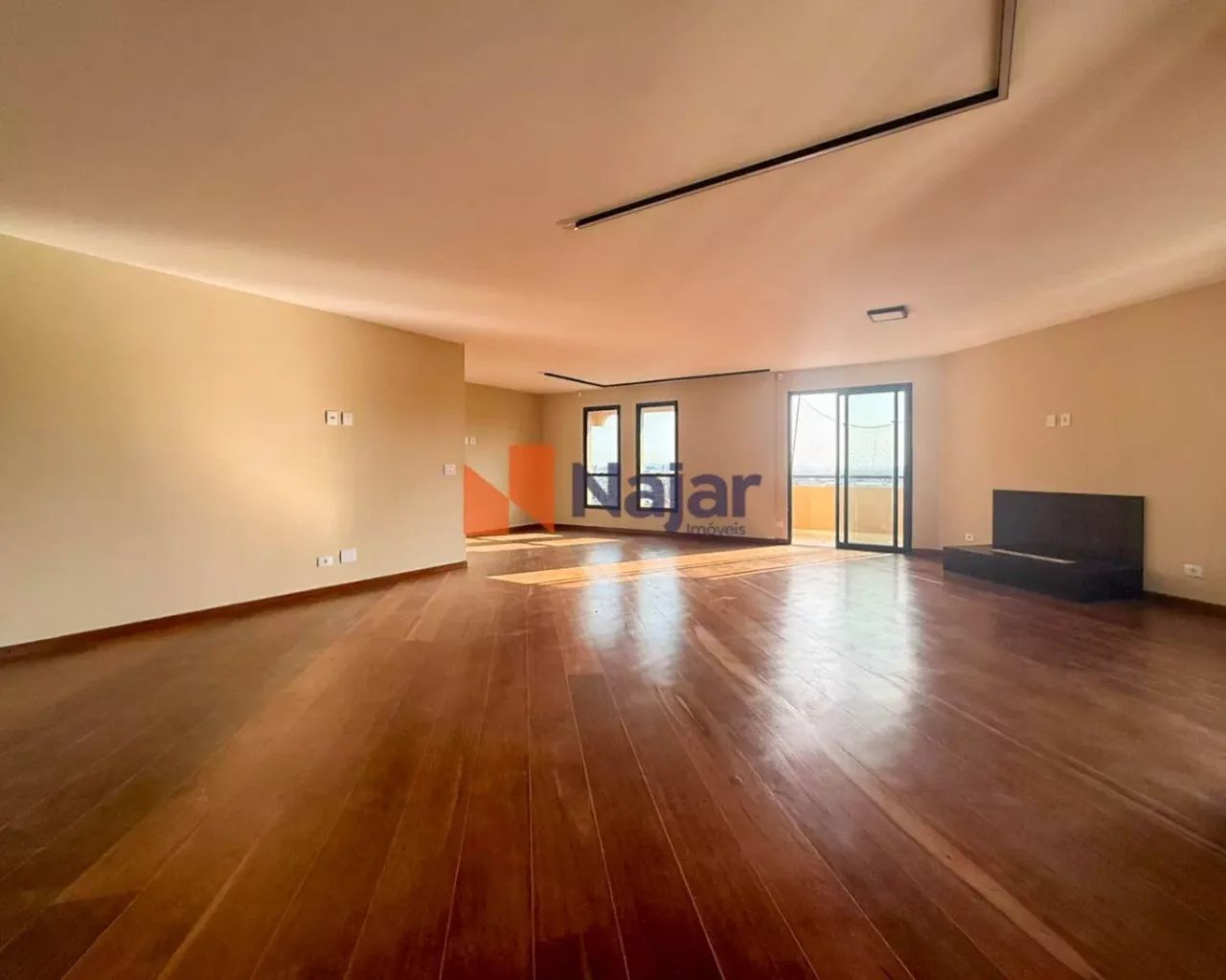 APARTAMENTO RESIDENCIAL HELBOR PLAZA - Foto 3