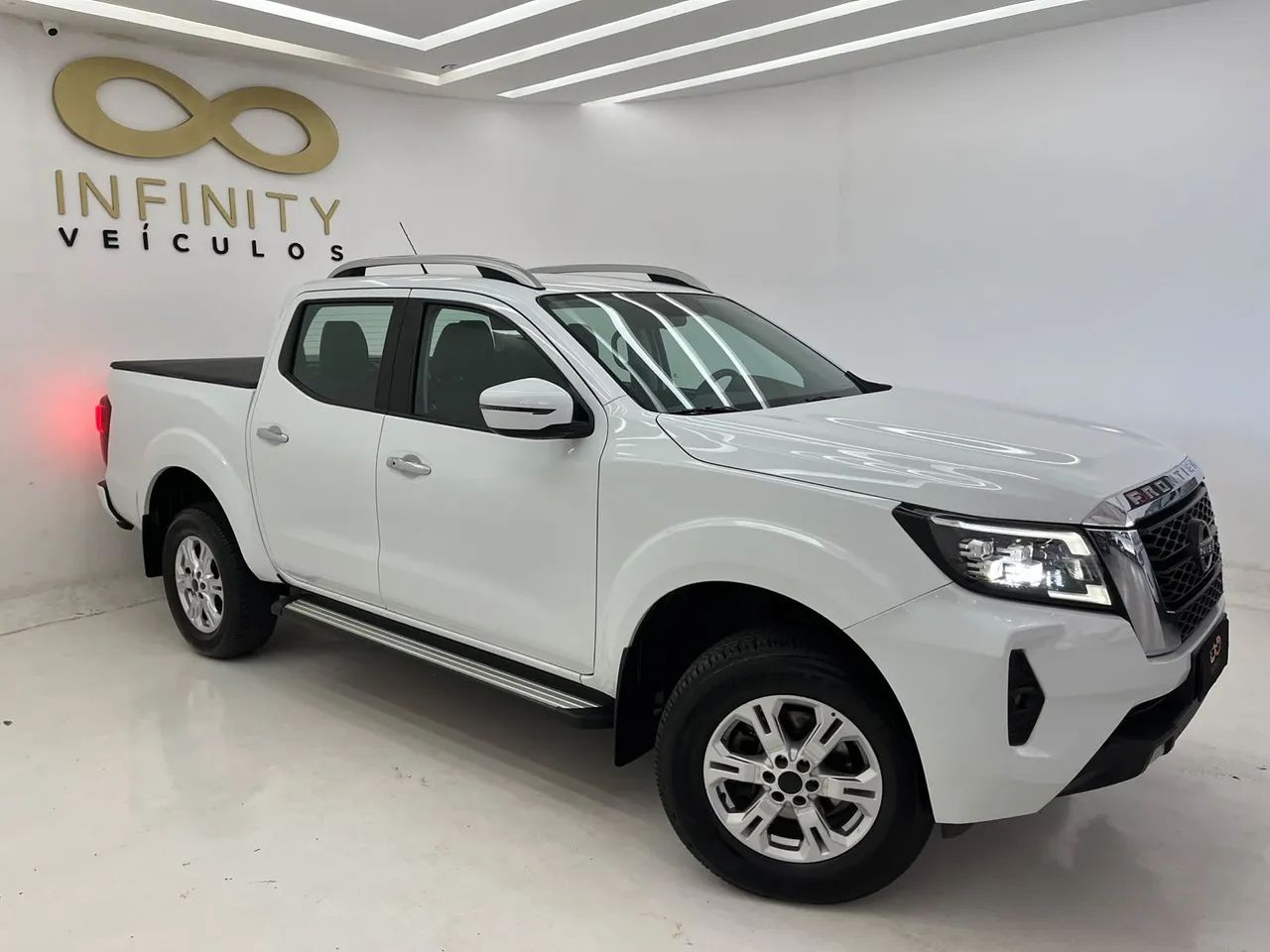 Nissan Frontier XE CD 4X4 2.3 BI-TB DIESEL AUT. 2024