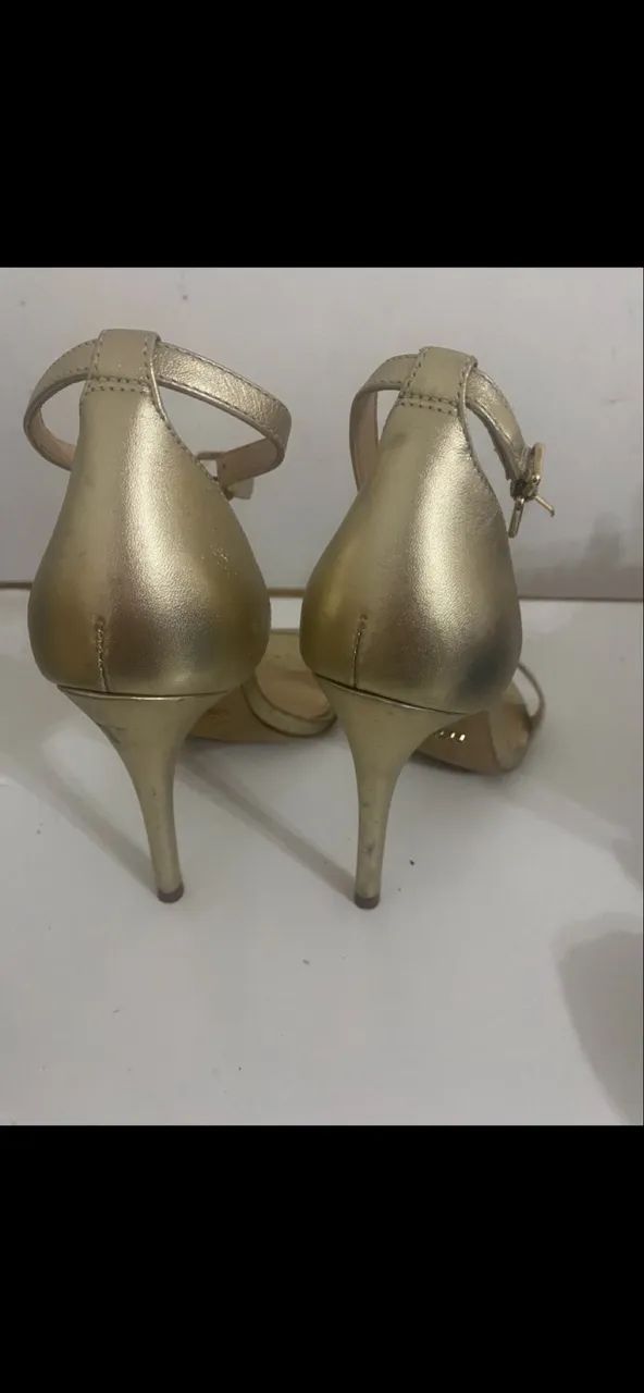 Sandália Arezzo - Foto 2
